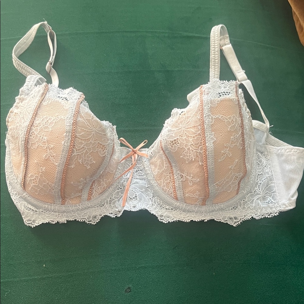 DKNY Lace Trim Bra
